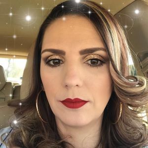 Meet your Posher, Bobbi